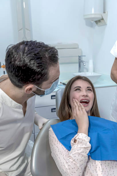 Best Emergency Dentist for Knocked-Out Tooth in Bensville, MD